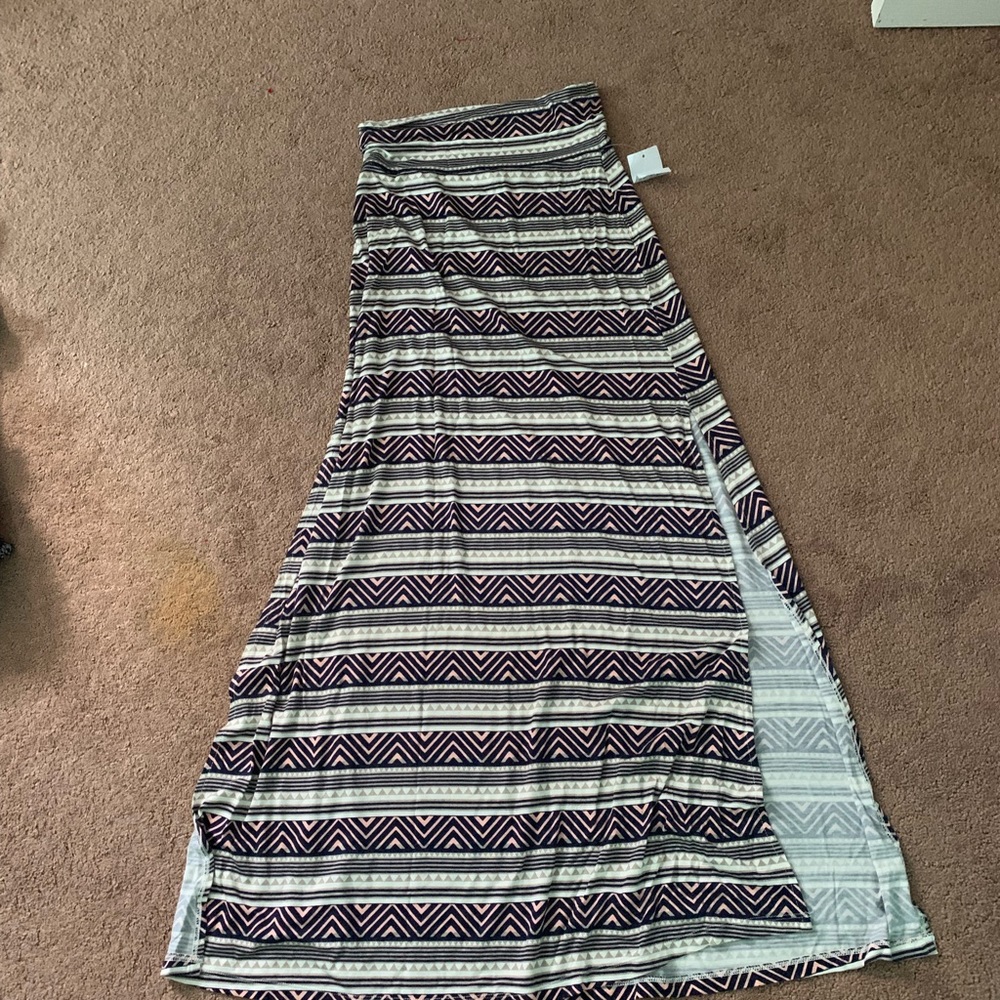 Long maxi skirt